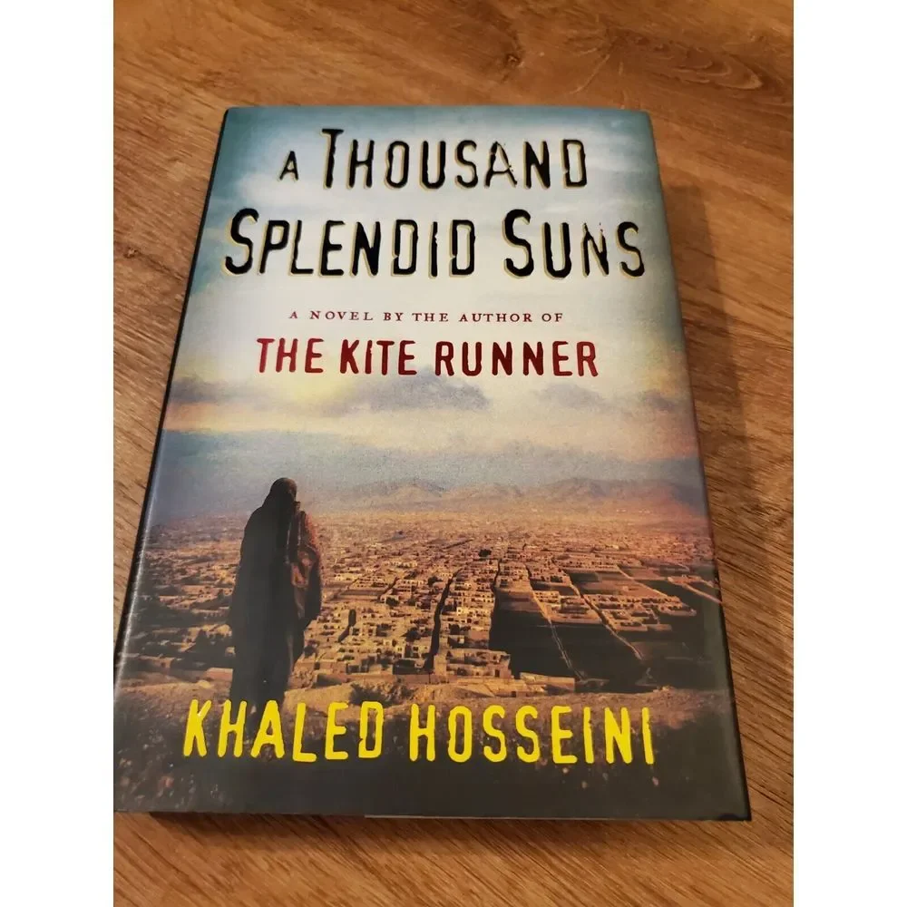 A Thousand‎ Splendid Suns by Khaled Hosseini Hardcover GUC
